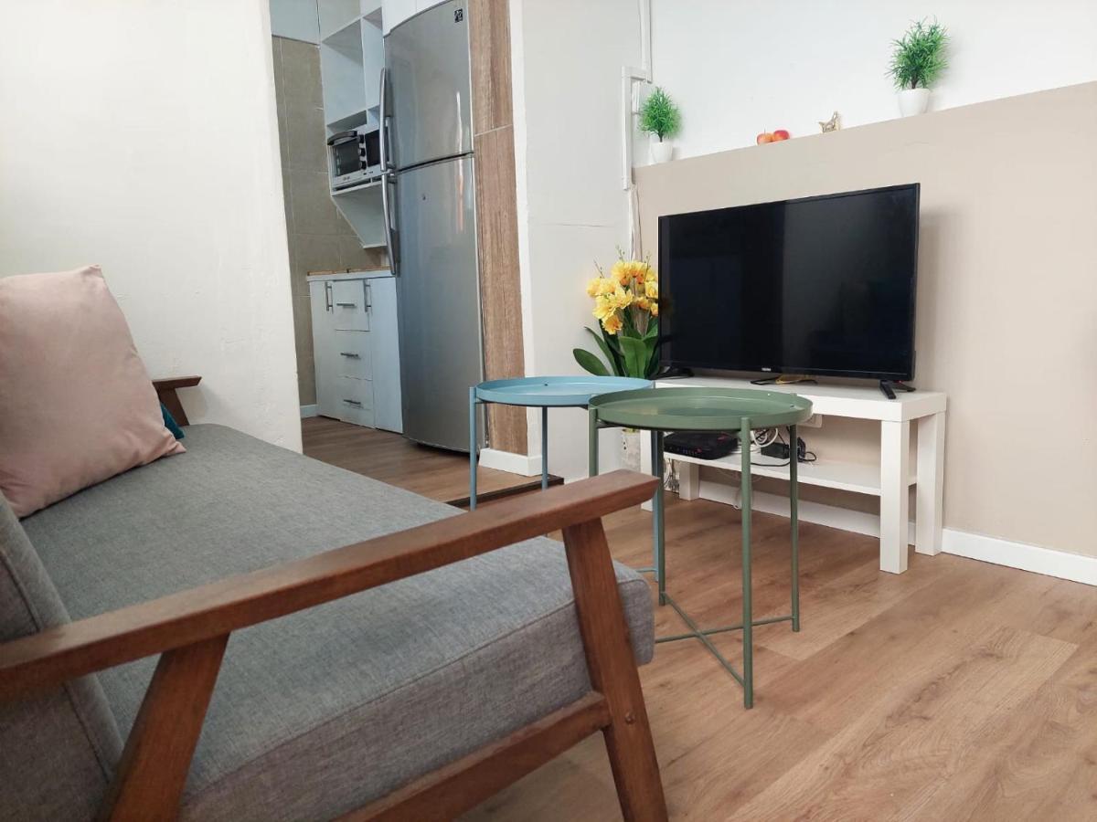 Amazing Garden Apartment In 하이파 외부 사진